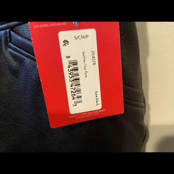 NWT SPANX Leather-Like Flare Pant- size small - Picture 4 of 9